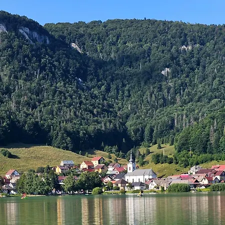 Tiny 1 Lakeforest Wellness Vila *